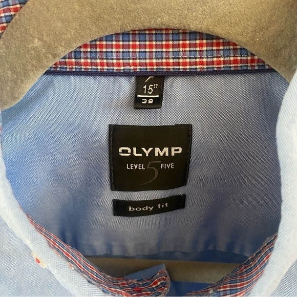 Light Blue Dress Shirt with Long Sleeves and Standard Collar - Picture 2 of 6